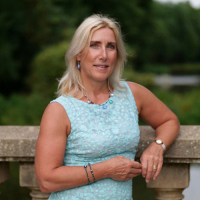 Sue Hollingshead